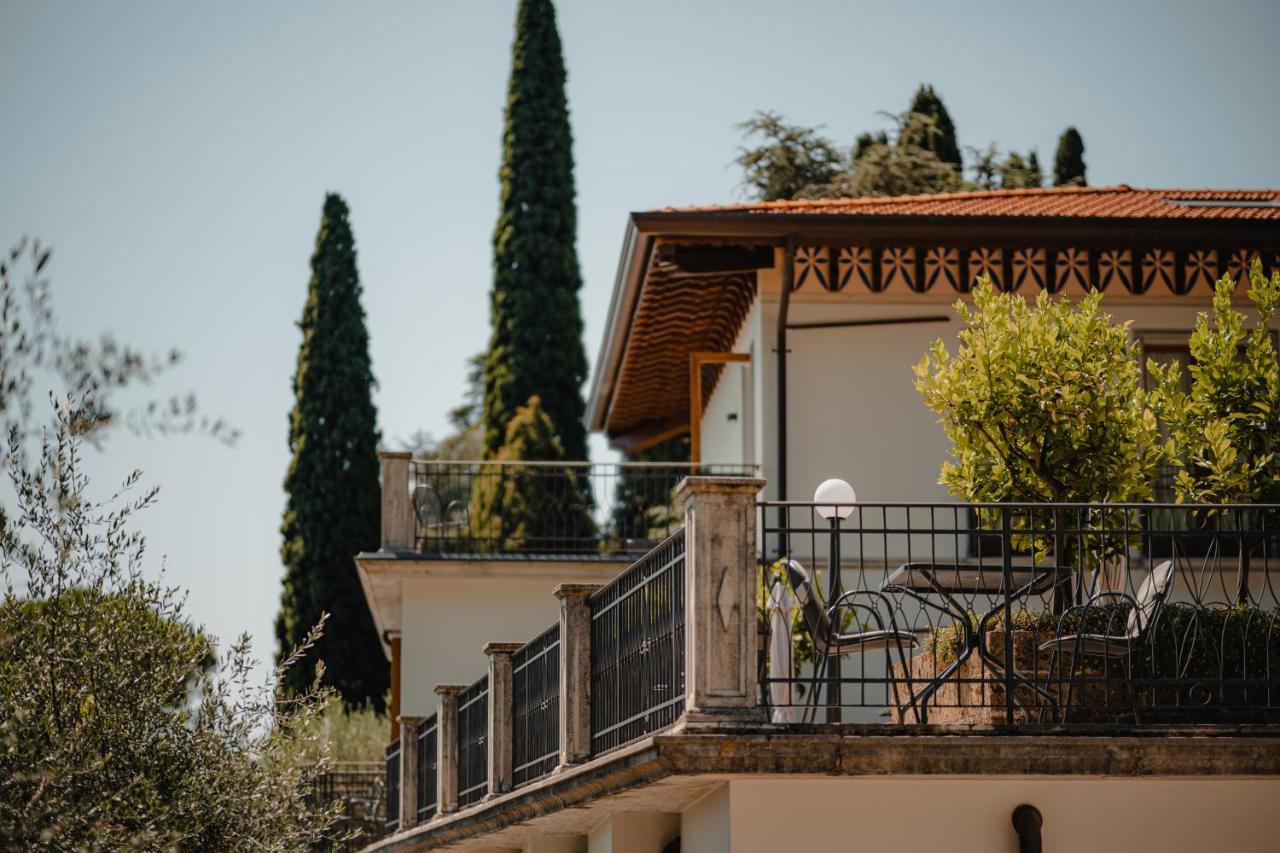 Hotel Villa Maria Au Lac - Estella Hotels Italia Toscolano Maderno Exterior photo