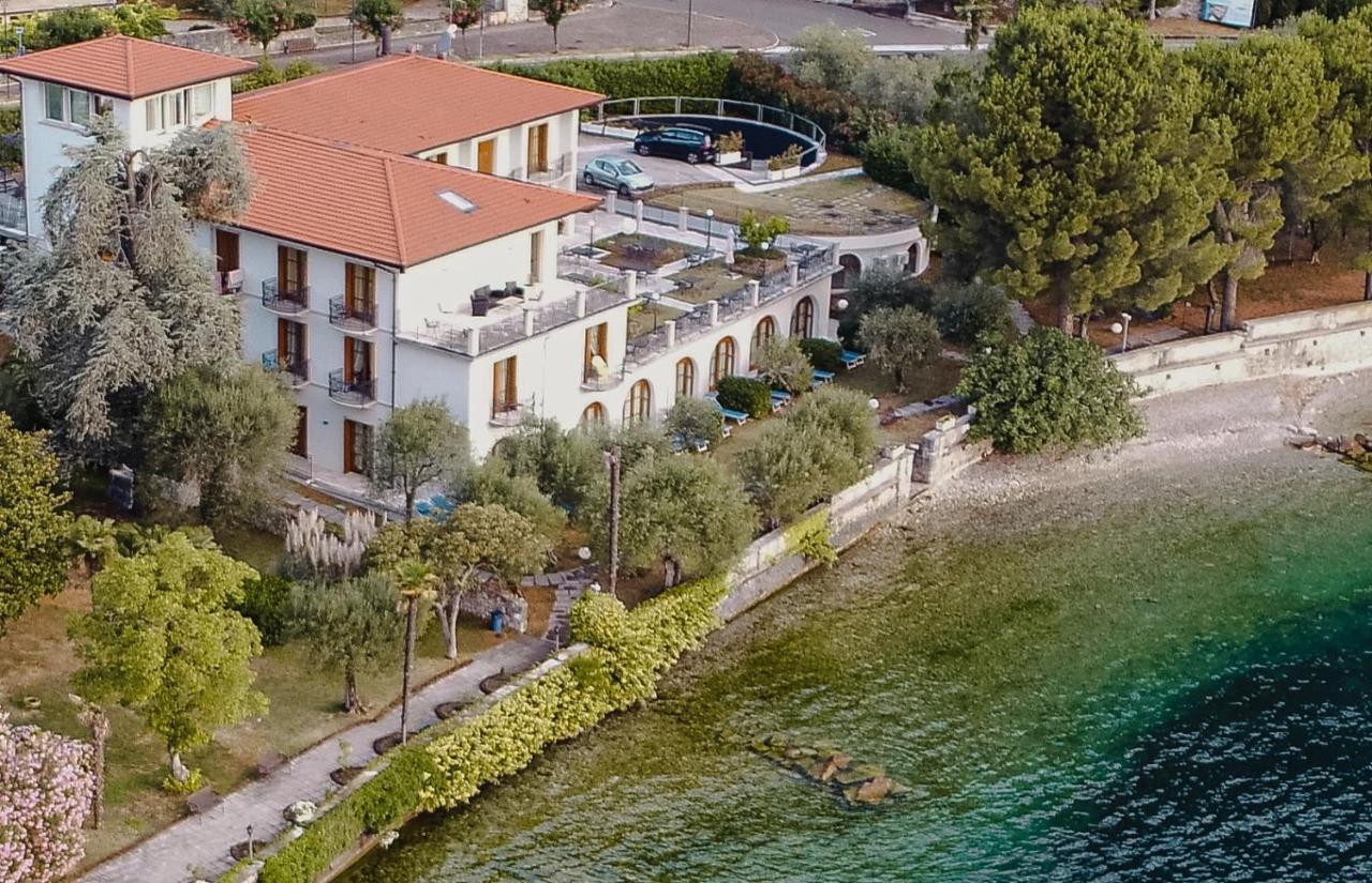 Hotel Villa Maria Au Lac - Estella Hotels Italia Toscolano Maderno Exterior photo